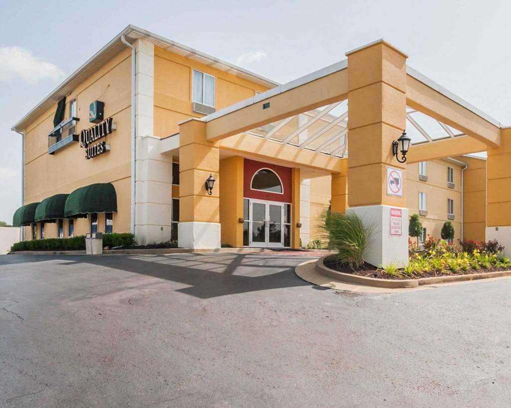 Quality Suites Memphis/ Wolfchase Galleria Bagian luar foto
